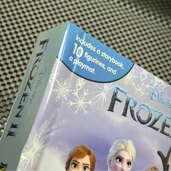 Phidal Publishing Disney Frozen 2 My Busy Books Storybook Figurines Playmat New - Picture 8 of 16
